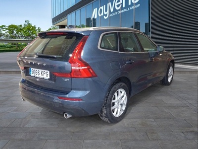 Volvo XC60 T8 Momentum AWD Auto 299 kW (407 CV) 4 Volvo XC60 T8 Momentum AWD Auto 299 kW (407 CV) 4