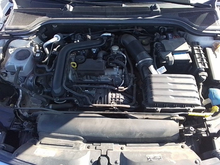 Skoda Kamiq 1.0 TSI Ambition DSG 81 kW (110 CV) Vehículo usado en Madrid Skoda Kamiq 1.0 TSI Ambition DSG 81 kW (110 CV) Vehículo usado en Madrid