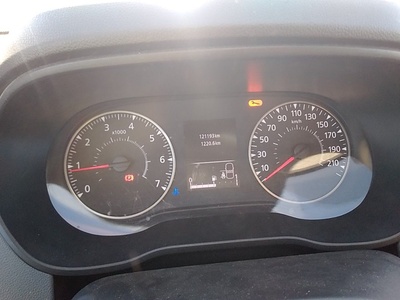 Dacia Duster Essential Blue dCi 85 kW (115 CV) 4X2 14 Dacia Duster Essential Blue dCi 85 kW (115 CV) 4X2 14