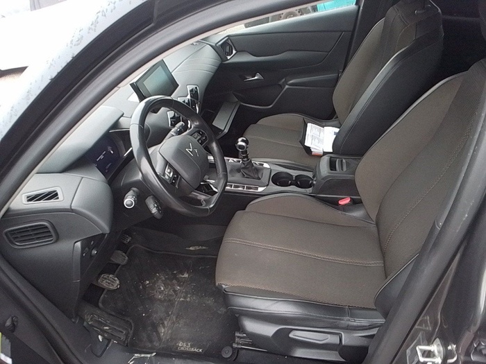 DS DS3 Crossback BlueHDi 110 Bastille 81 kW (110 CV) Vehículo usado en Madrid DS DS3 Crossback BlueHDi 110 Bastille 81 kW (110 CV) Vehículo usado en Madrid