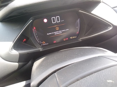 DS DS3 BlueHDi So Chic 81 kW (110 CV) 8 DS DS3 BlueHDi So Chic 81 kW (110 CV) 8