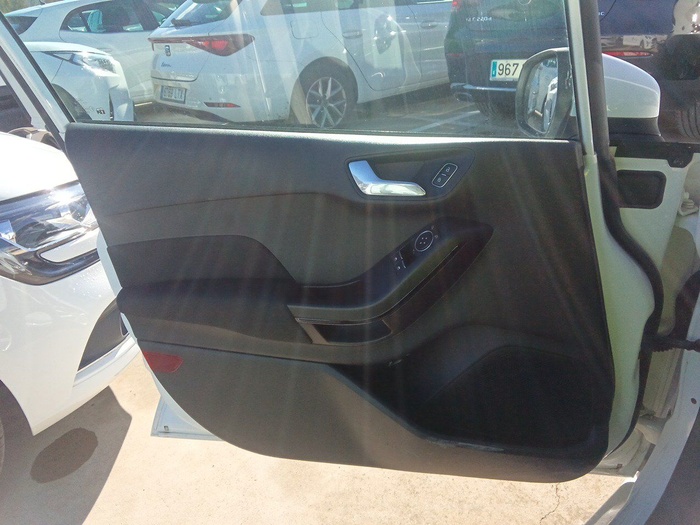 Ford Fiesta 1.5 TDCi Trend+ 63 kW (85 CV) Vehículo usado en Madrid Ford Fiesta 1.5 TDCi Trend+ 63 kW (85 CV) Vehículo usado en Madrid