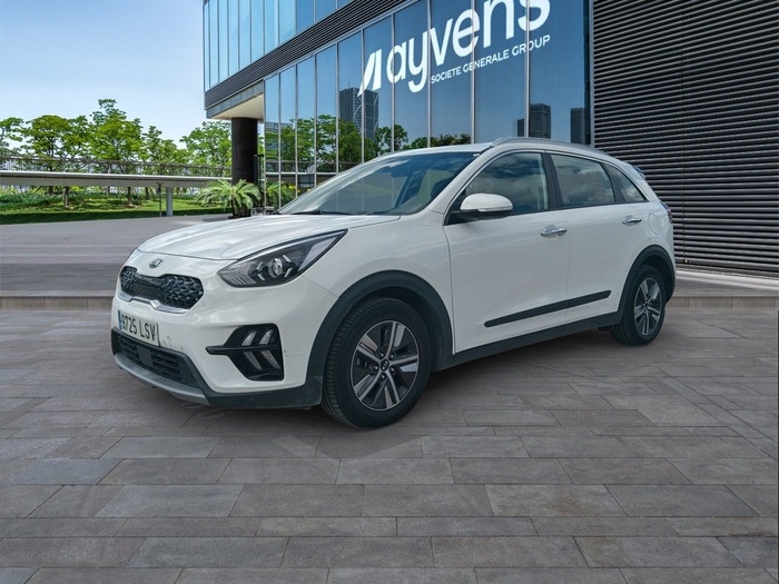 Kia Niro 1.6 GDi HEV Híbrido Drive 104 kW (141 CV) Vehículo usado en Madrid Kia Niro 1.6 GDi HEV Híbrido Drive 104 kW (141 CV) Vehículo usado en Madrid