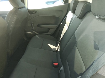 Renault Clio Business Blue dCi 74 kW (100 CV) 9 Renault Clio Business Blue dCi 74 kW (100 CV) 9