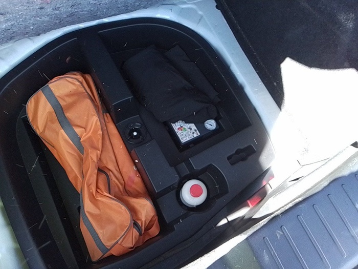 Nissan Juke DIG-T Acenta 84 kW (114 CV) Vehículo usado en Madrid Nissan Juke DIG-T Acenta 84 kW (114 CV) Vehículo usado en Madrid