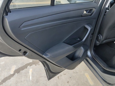 Volkswagen T-Roc Advance 1.5 TSI 110 kW (150 CV) DSG 11 Volkswagen T-Roc Advance 1.5 TSI 110 kW (150 CV) DSG 11