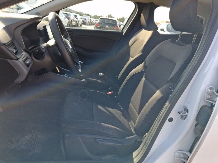 Renault Clio Business Blue dCi 74 kW (100 CV) Vehículo usado en Madrid Renault Clio Business Blue dCi 74 kW (100 CV) Vehículo usado en Madrid