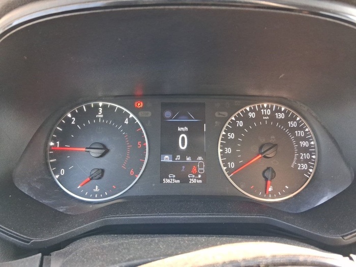 Renault Clio Business Blue dCi 74 kW (100 CV) Vehículo usado en Madrid Renault Clio Business Blue dCi 74 kW (100 CV) Vehículo usado en Madrid