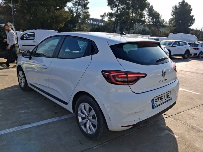 Renault Clio Business Blue dCi 74 kW (100 CV) Vehículo usado en Madrid Renault Clio Business Blue dCi 74 kW (100 CV) Vehículo usado en Madrid