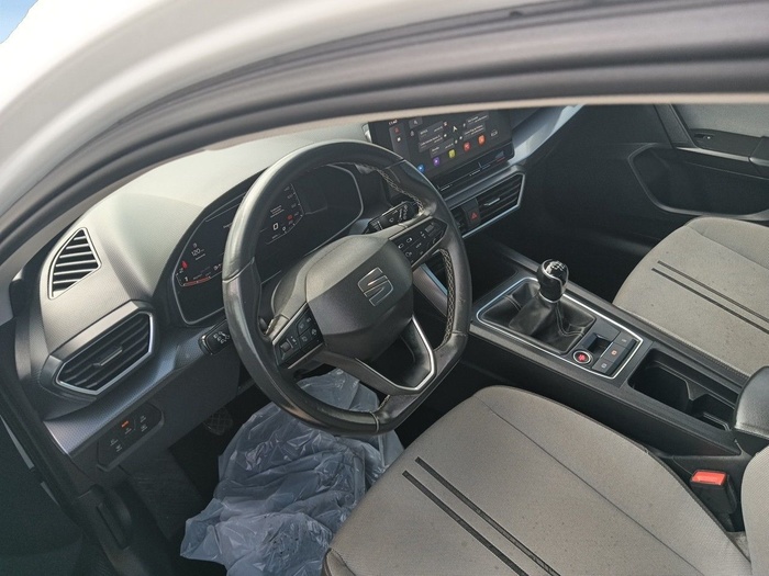 SEAT León 2.0 TDI S&S Style Go 85 kW (115 CV) Vehículo usado en Madrid SEAT León 2.0 TDI S&S Style Go 85 kW (115 CV) Vehículo usado en Madrid