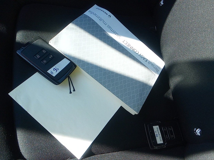 Renault Zoe Life 80 kW R110 Bateria 40kWh 79 kW (108 CV) Vehículo usado en Madrid Renault Zoe Life 80 kW R110 Bateria 40kWh 79 kW (108 CV) Vehículo usado en Madrid