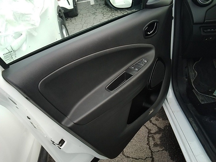 Renault Zoe Life 80 kW R110 Bateria 40kWh 79 kW (108 CV) Vehículo usado en Madrid Renault Zoe Life 80 kW R110 Bateria 40kWh 79 kW (108 CV) Vehículo usado en Madrid