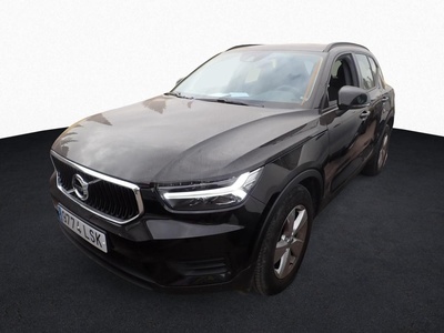 Volvo XC40 T2 Momentum Core 95 kW (129 CV) 1 Volvo XC40 T2 Momentum Core 95 kW (129 CV) 1
