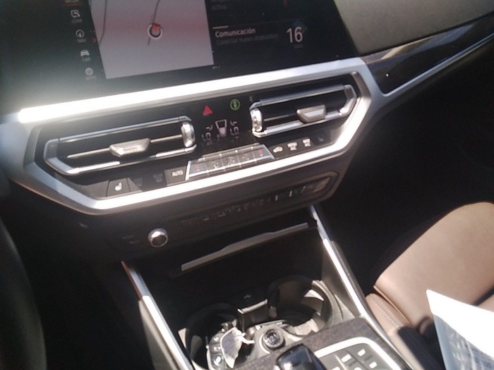 BMW Serie 3 330i Touring 190 kW (258 CV) Vehículo usado en Madrid BMW Serie 3 330i Touring 190 kW (258 CV) Vehículo usado en Madrid