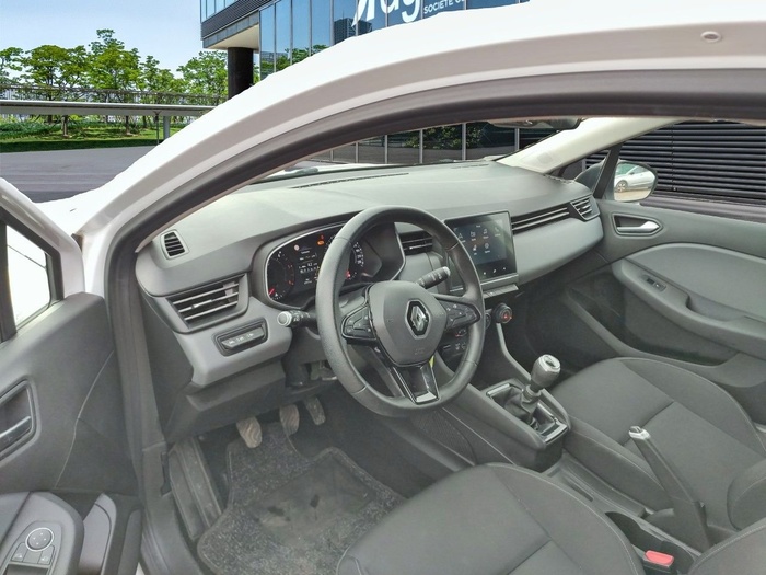 Renault Clio Business Blue dCi 63 kW (85 CV) Vehículo usado en Madrid Renault Clio Business Blue dCi 63 kW (85 CV) Vehículo usado en Madrid