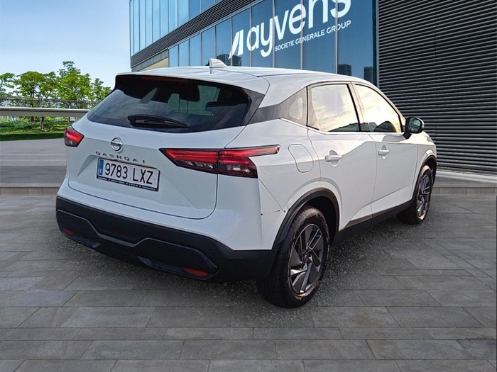 Nissan Qashqai DIG-T 140 mHEV Acenta 4x2 103 kW (140 CV) Vehículo usado en Madrid Nissan Qashqai DIG-T 140 mHEV Acenta 4x2 103 kW (140 CV) Vehículo usado en Madrid