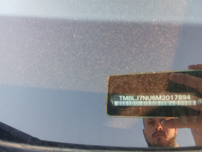 Skoda Karoq 2.0 TDI Ambition 4X4 DSG 110 kW (150 CV) Vehículo usado en Madrid Skoda Karoq 2.0 TDI Ambition 4X4 DSG 110 kW (150 CV) Vehículo usado en Madrid