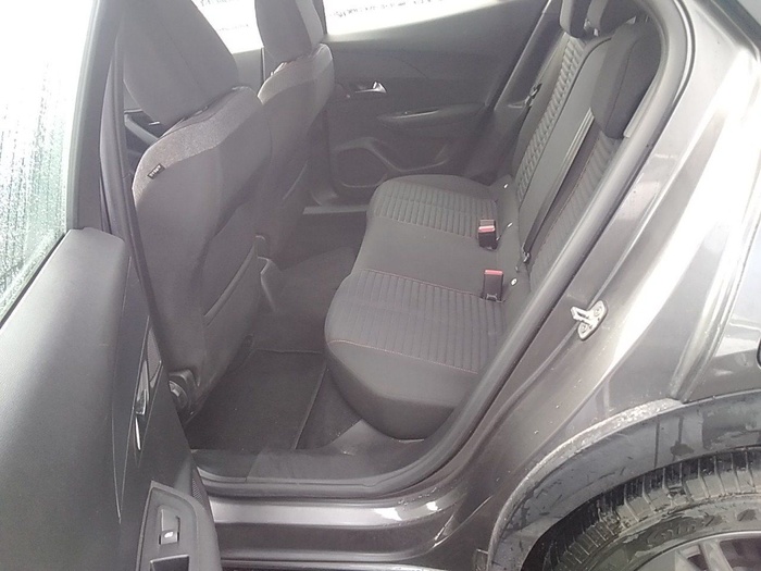 Peugeot 2008 BlueHDi 110 S&S Active Pack 81 kW (110 CV) Vehículo usado en Madrid Peugeot 2008 BlueHDi 110 S&S Active Pack 81 kW (110 CV) Vehículo usado en Madrid