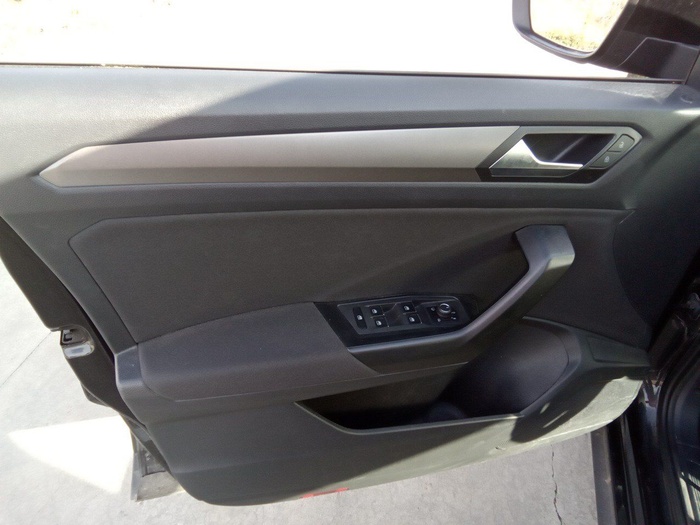 Volkswagen T-Roc Advance 2.0 TDI 110 kW (150 CV) Vehículo usado en Madrid Volkswagen T-Roc Advance 2.0 TDI 110 kW (150 CV) Vehículo usado en Madrid