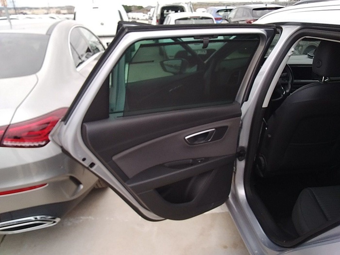 SEAT León ST 2.0 TDI Xcellence 110 kW (150 CV) Vehículo usado en Madrid SEAT León ST 2.0 TDI Xcellence 110 kW (150 CV) Vehículo usado en Madrid