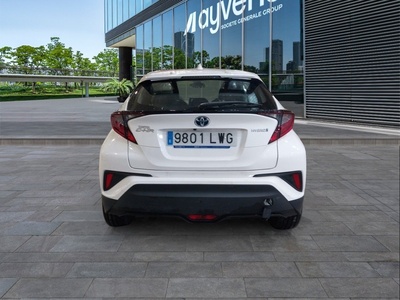 Toyota C-HR 1.8 125H Active 90 kW (122 CV) 5 Toyota C-HR 1.8 125H Active 90 kW (122 CV) 5