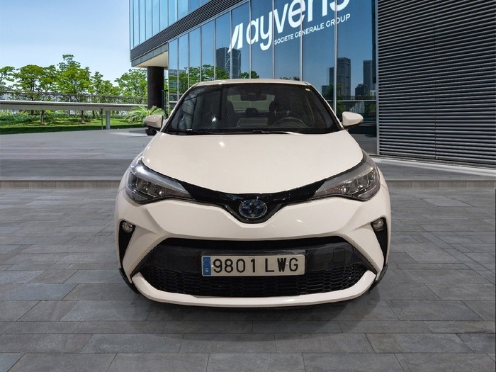 Toyota C-HR 1.8 125H Active 90 kW (122 CV) Vehículo usado en Madrid Toyota C-HR 1.8 125H Active 90 kW (122 CV) Vehículo usado en Madrid