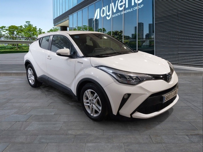 Toyota C-HR 1.8 125H Active 90 kW (122 CV) Vehículo usado en Madrid Toyota C-HR 1.8 125H Active 90 kW (122 CV) Vehículo usado en Madrid