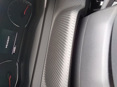 Peugeot 2008 BlueHDi 110 S&S Active Pack 81 kW (110 CV) 8 Peugeot 2008 BlueHDi 110 S&S Active Pack 81 kW (110 CV) 8