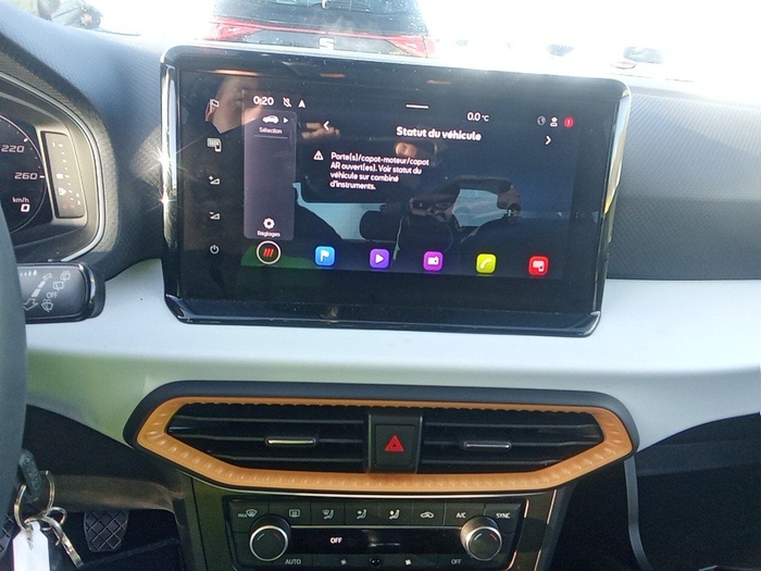 SEAT Arona 1.0 TSI Style XL 81 kW (110 CV) Vehículo usado en Madrid SEAT Arona 1.0 TSI Style XL 81 kW (110 CV) Vehículo usado en Madrid