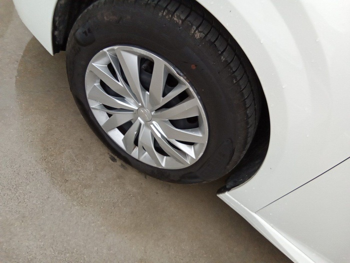 Peugeot 208 BlueHDi 100 Active 75 kW (100 CV) Vehículo usado en Madrid Peugeot 208 BlueHDi 100 Active 75 kW (100 CV) Vehículo usado en Madrid