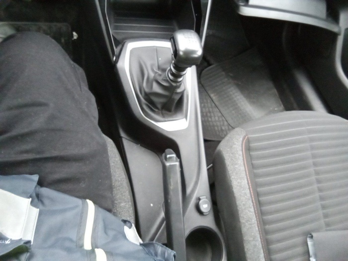 Peugeot 208 BlueHDi 100 Active 75 kW (100 CV) Vehículo usado en Madrid Peugeot 208 BlueHDi 100 Active 75 kW (100 CV) Vehículo usado en Madrid