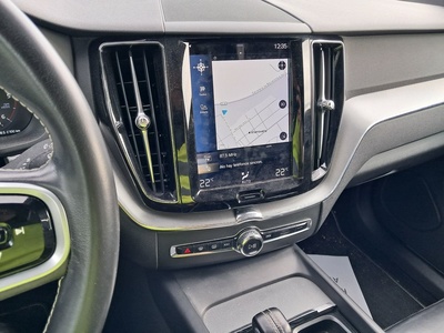 Volvo XC60 B4 D R-Design AWD Auto 145 kW (197 CV) 14 Volvo XC60 B4 D R-Design AWD Auto 145 kW (197 CV) 14