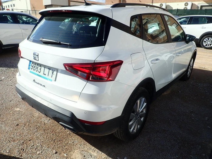 SEAT Arona 1.0 TSI Style Plus 81 kW (110 CV) Vehículo usado en Madrid SEAT Arona 1.0 TSI Style Plus 81 kW (110 CV) Vehículo usado en Madrid