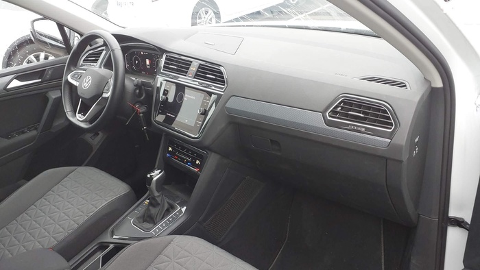 Volkswagen Tiguan Life 1.4 TSI eHybrid 180 kW (245 CV) DSG Vehículo usado en Madrid Volkswagen Tiguan Life 1.4 TSI eHybrid 180 kW (245 CV) DSG Vehículo usado en Madrid