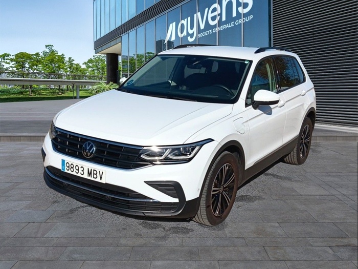 Volkswagen Tiguan Life 1.4 TSI eHybrid 180 kW (245 CV) DSG Vehículo usado en Madrid Volkswagen Tiguan Life 1.4 TSI eHybrid 180 kW (245 CV) DSG Vehículo usado en Madrid