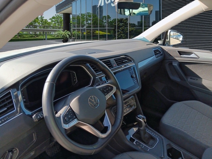 Volkswagen Tiguan Life 1.4 TSI eHybrid 180 kW (245 CV) DSG Vehículo usado en Madrid Volkswagen Tiguan Life 1.4 TSI eHybrid 180 kW (245 CV) DSG Vehículo usado en Madrid