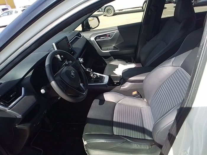 Toyota Rav4 2.5l hybrid Style 160 kW (218 CV) Vehículo usado en Madrid Toyota Rav4 2.5l hybrid Style 160 kW (218 CV) Vehículo usado en Madrid