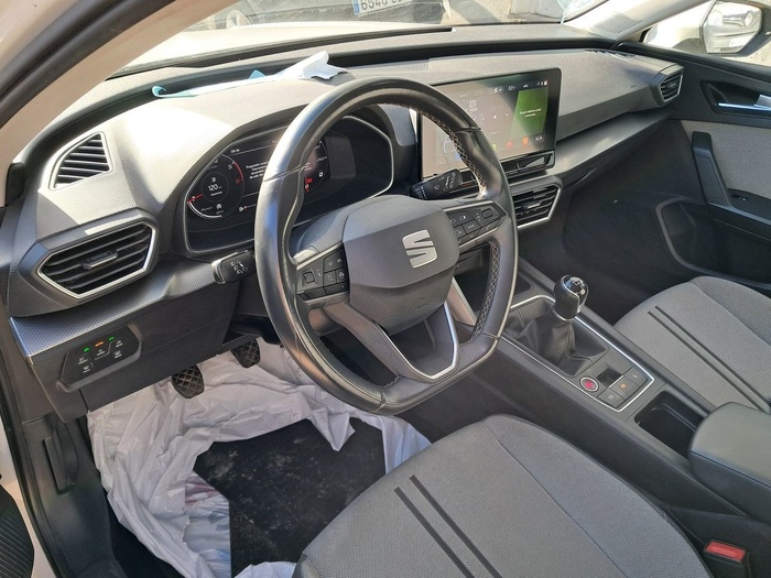 SEAT León 2.0 TDI S&S Style Go 85 kW (115 CV) Vehículo usado en Madrid SEAT León 2.0 TDI S&S Style Go 85 kW (115 CV) Vehículo usado en Madrid