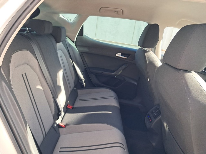 SEAT León 2.0 TDI S&S Style Go 85 kW (115 CV) Vehículo usado en Madrid SEAT León 2.0 TDI S&S Style Go 85 kW (115 CV) Vehículo usado en Madrid