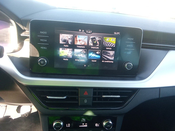 Skoda Kamiq 1.0 TSI Emotion 81 kW (110 CV) Vehículo usado en Madrid Skoda Kamiq 1.0 TSI Emotion 81 kW (110 CV) Vehículo usado en Madrid