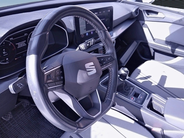 SEAT León 2.0 TDI S&S Style Go 85 kW (115 CV) Vehículo usado en Madrid SEAT León 2.0 TDI S&S Style Go 85 kW (115 CV) Vehículo usado en Madrid