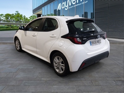 Toyota Yaris 120H Business Plus 85 kW (116 CV) 6 Toyota Yaris 120H Business Plus 85 kW (116 CV) 6
