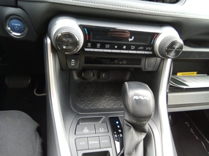 Toyota Rav4 2.5l hybrid Advance 160 kW (218 CV) Vehículo usado en Madrid Toyota Rav4 2.5l hybrid Advance 160 kW (218 CV) Vehículo usado en Madrid