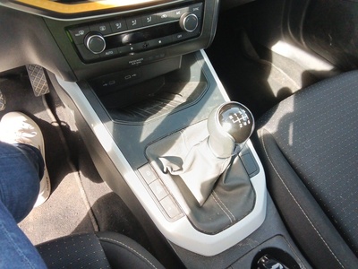 SEAT Arona 1.0 TSI Style 81 kW (110 CV) 12 SEAT Arona 1.0 TSI Style 81 kW (110 CV) 12