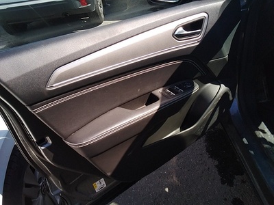 Renault Arkana Techno E-Tech full hybrid 145 EDC 107 kW (145 CV) 10 Renault Arkana Techno E-Tech full hybrid 145 EDC 107 kW (145 CV) 10