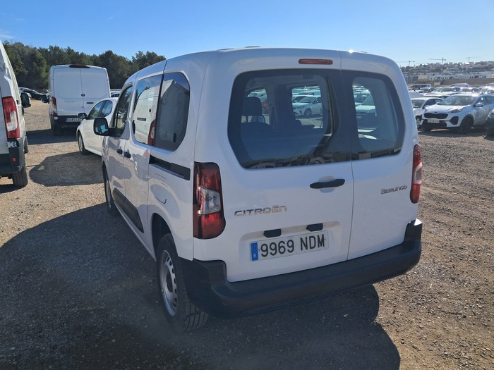 Citroen Berlingo Combi BlueHDi 100 S&S Talla M You 75 kW (102 CV) Vehículo usado en Madrid Citroen Berlingo Combi BlueHDi 100 S&S Talla M You 75 kW (102 CV) Vehículo usado en Madrid