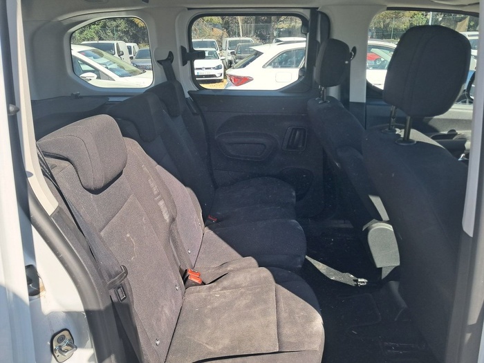 Citroen Berlingo Combi BlueHDi 100 S&S Talla M You 75 kW (102 CV) Vehículo usado en Madrid Citroen Berlingo Combi BlueHDi 100 S&S Talla M You 75 kW (102 CV) Vehículo usado en Madrid