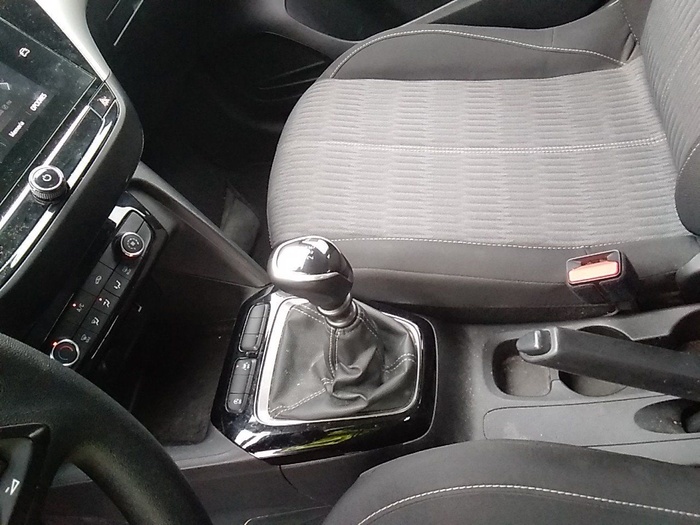 Opel Corsa 1.2 Turbo XHL Edition 74 kW (100 CV) Vehículo usado en Madrid Opel Corsa 1.2 Turbo XHL Edition 74 kW (100 CV) Vehículo usado en Madrid