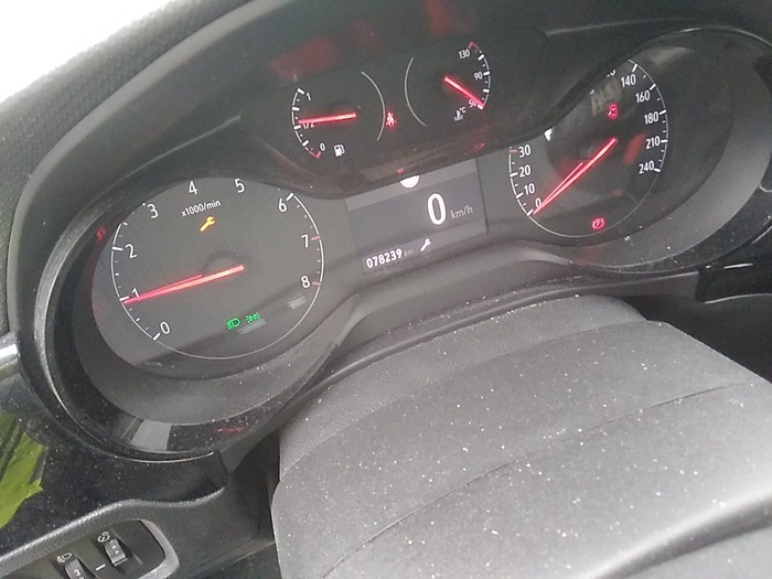 Opel Corsa 1.2 Turbo XHL Edition 74 kW (100 CV) Vehículo usado en Madrid Opel Corsa 1.2 Turbo XHL Edition 74 kW (100 CV) Vehículo usado en Madrid