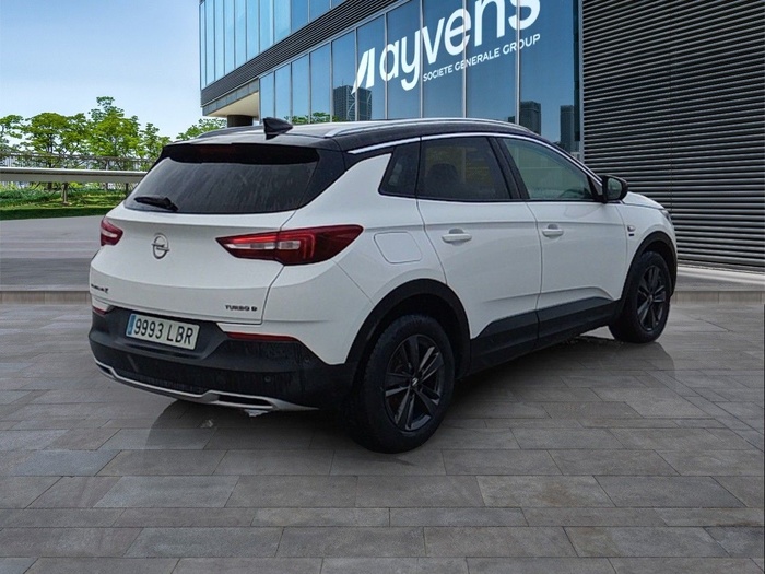 Opel Grandland X 1.5 CDTi 120 Aniversario 96 kW (130 CV) Vehículo usado en Madrid Opel Grandland X 1.5 CDTi 120 Aniversario 96 kW (130 CV) Vehículo usado en Madrid